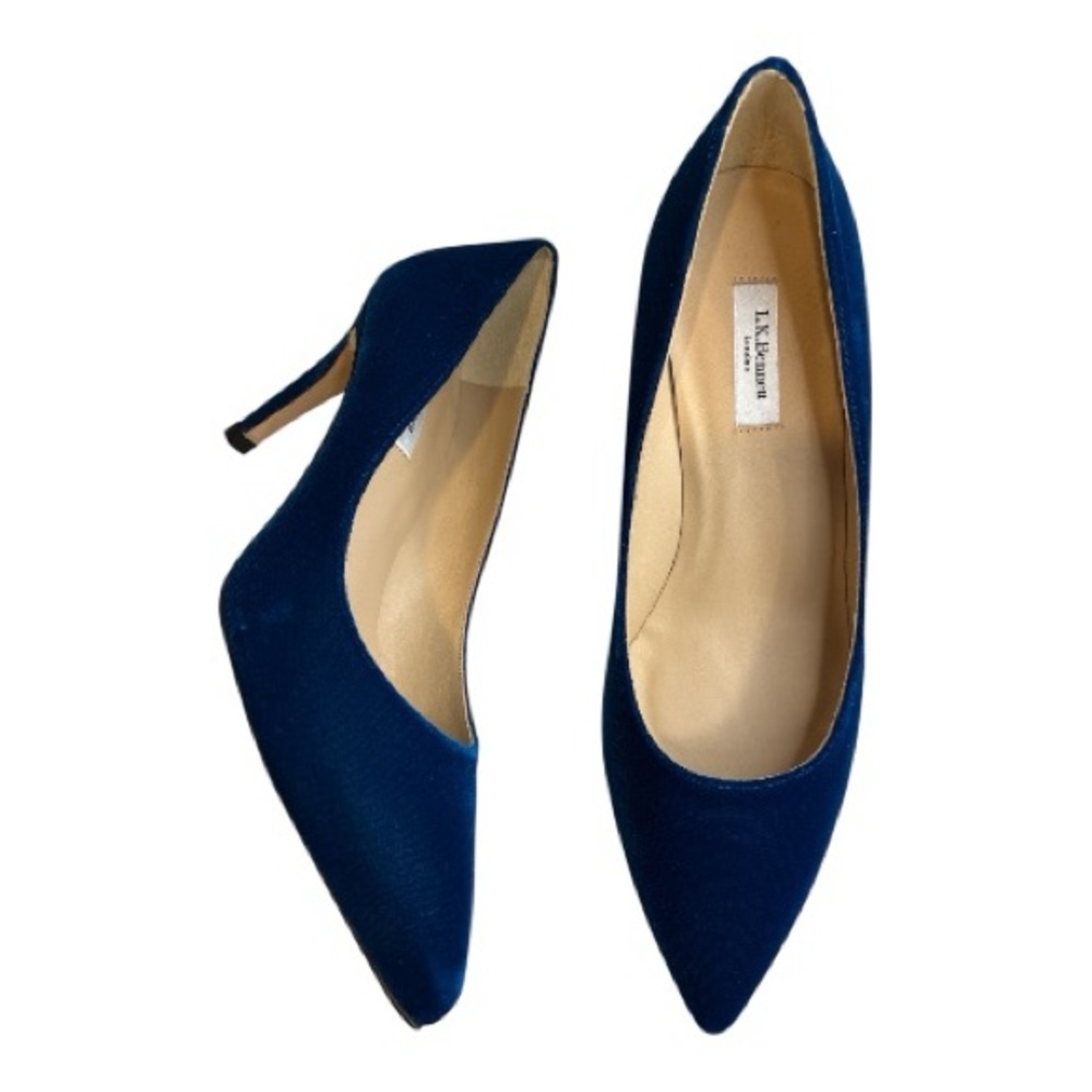 L.K. Bennett Floret Blue Velvet 
Pumps size 39 US 8.5 NWT